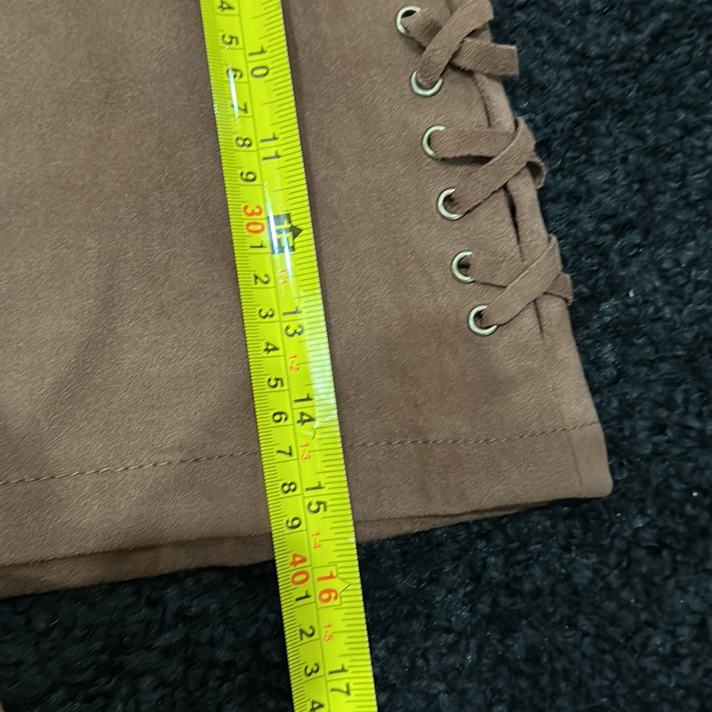 American Rag mini skirt - Picture 2 of 8